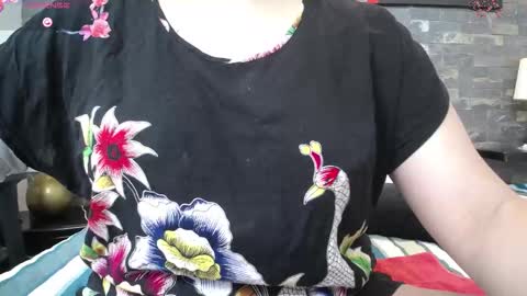 Snapshot of daliadubey chatting on December 2025 10:02:01 AM dalia dubey online show from December 2025 10:02:01 AM