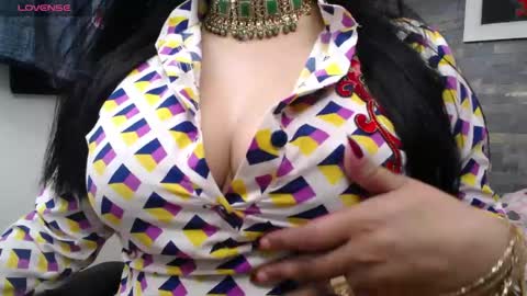 dalia dubey online show from April 2026 12:29:02 PM