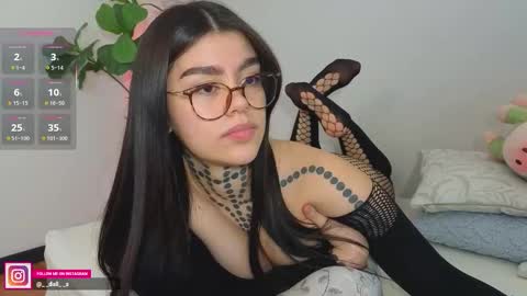 Dalia online show from November 2025 09:03:02 PM