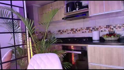 Dalila online show from October 2025 10:23:02 AM