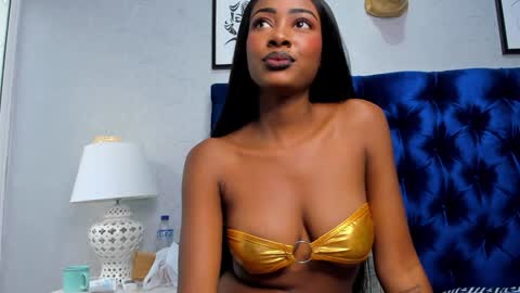 Snapshot of dalilaqueenthe1 chatting on January 2025 03:50:01 PM Dalila online show from January 2025 03:50:01 PM