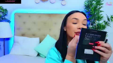 daliyaa_ online show from January 2026 01:05:02 PM