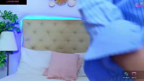 daliyaa_ online show from May 2026 12:13:01 PM