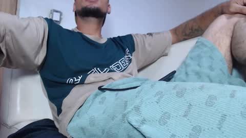 inst  stteban garcia online show from November 2025 03:25:01 PM