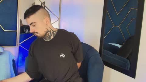 Dallas whitee online show from February 2026 07:34:02 PM