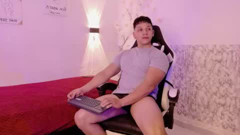 Snapshot of dalton_bigcock chatting on July 2026 05:37:01 PM dalton_bigcock online show from July 2026 05:37:01 PM