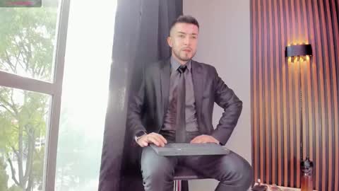 dalton_white online show from September 2025 09:59:02 PM