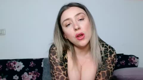 Maria online show from April 2026 09:08:01 PM