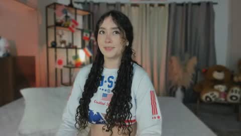 Dalyla online show from June 2026 01:37:01 PM