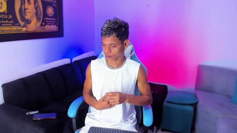 damar_felipe online show from January 2025 11:33:01 AM