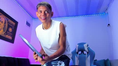 damar_felipe online show from January 2025 04:09:01 AM