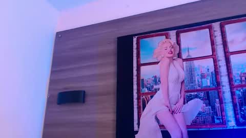         online show from November 2025 03:20:01 AM