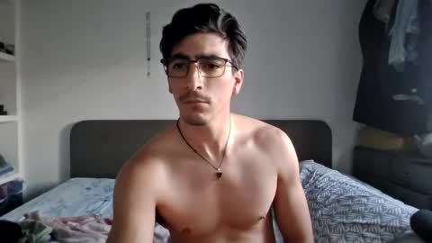 dami_mad_ online show from June 2026 04:20:02 PM