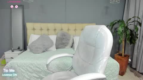 DAMIAN online show from September 2025 10:18:02 AM