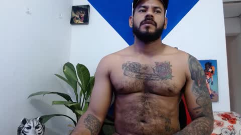 Snapshot of damian64436171 chatting on January 2025 09:41:02 PM damian64436171 online show from January 2025 09:41:02 PM