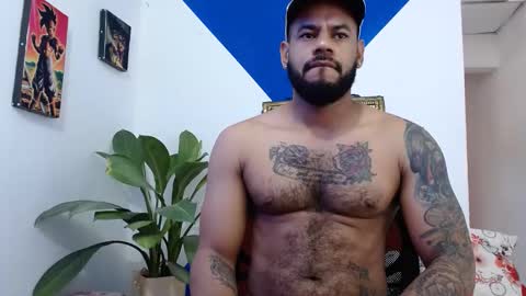 Snapshot of damian64436171 chatting on January 2025 02:46:01 PM damian64436171 online show from January 2025 02:46:01 PM