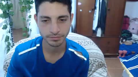 Snapshot of damian_29 chatting on December 2025 01:36:01 AM Damian online show from December 2025 01:36:01 AM