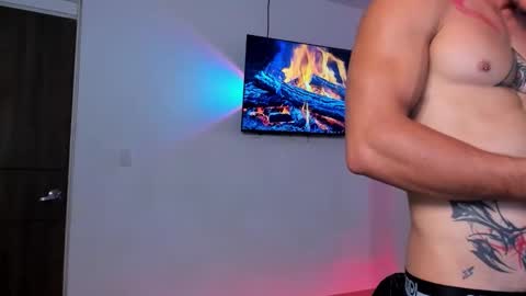 Snapshot of damian_fit chatting on October 2025 10:21:01 AM Damian online show from October 2025 10:21:01 AM