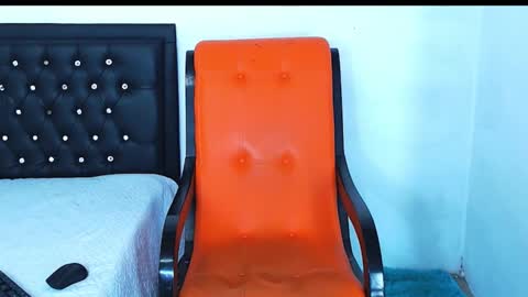 damian_hart_24cm online show from December 2024 02:44:01 PM