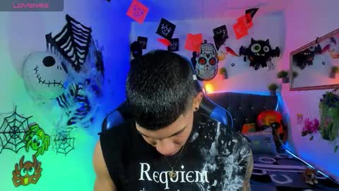 Damian online show from October 2025 03:37:01 AM