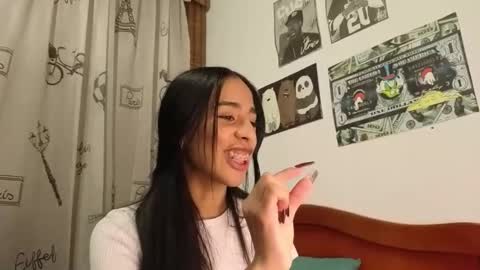 Snapshot of damian_n_lissa chatting on February 2026 01:12:01 AM damian_n_lissa online show from February 2026 01:12:01 AM