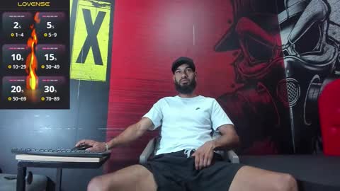 Snapshot of damian_shakur chatting on October 2025 11:24:01 AM damian_shakur online show from October 2025 11:24:01 AM