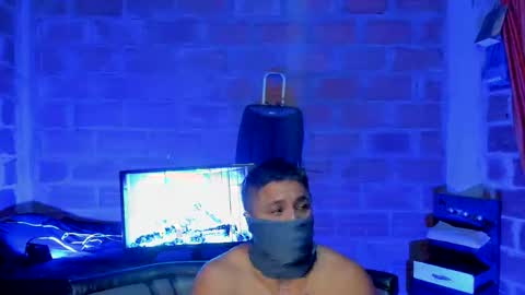 Snapshot of damian_torner chatting on May 2026 10:34:02 AM Damian torner online show from May 2026 10:34:02 AM