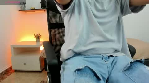 Snapshot of damianblazee chatting on May 2026 06:09:01 PM damianblazee online show from May 2026 06:09:01 PM