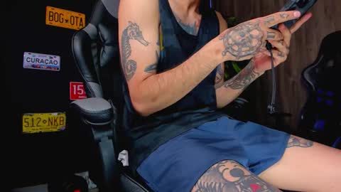 Snapshot of damiancox chatting on September 2025 07:25:02 PM Daamiancox online show from September 2025 07:25:02 PM