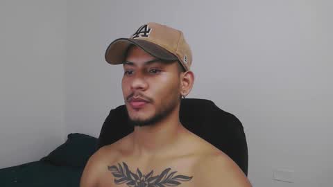 instagram damiannreed. online show from March 2026 04:47:02 PM