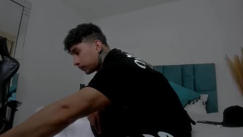 Snapshot of dammianmilleroficial chatting on October 2025 03:46:01 PM INSTAGRAM DAMMIANMILLEROFICIAL online show from October 2025 03:46:01 PM