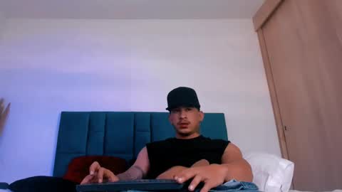 INSTAGRAM  DAMMIANMILLEROFICIAL online show from November 2025 05:02:01 PM