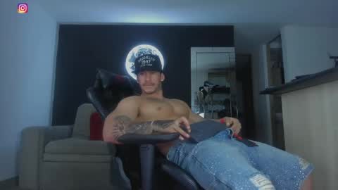 INSTAGRAM  DAMMIANMILLEROFICIAL online show from April 2026 02:14:01 AM