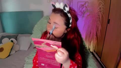 Snapshot of damn_that_booty chatting on September 2025 03:45:01 PM Criss online show from September 2025 03:45:01 PM