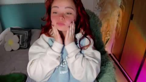 Snapshot of damn_that_booty chatting on September 2025 01:02:01 PM Criss online show from September 2025 01:02:01 PM