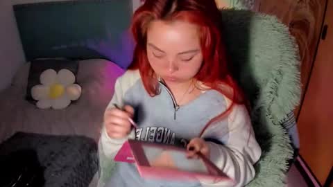 Snapshot of damn_that_booty chatting on September 2025 10:16:02 AM Criss online show from September 2025 10:16:02 AM