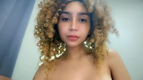 Snapshot of damnperfectxx chatting on March 2026 02:47:01 AM damnperfectxx online show from March 2026 02:47:01 AM