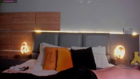 Snapshot of damonsantos chatting on December 2025 10:09:01 AM D A M O N online show from December 2025 10:09:01 AM