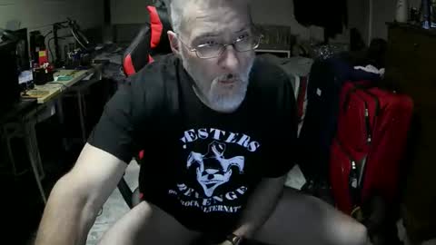 dan137111 online show from April 2026 11:25:02 AM