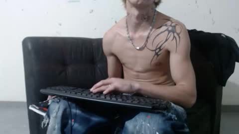 dan_jonson15 online show from February 2026 11:52:02 PM