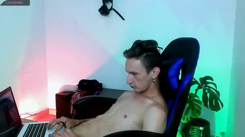 Dan and Noah online show from October 2025 02:23:02 AM