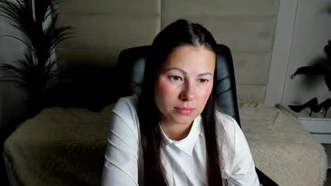 Dana Dom online show from October 2025 02:09:02 AM