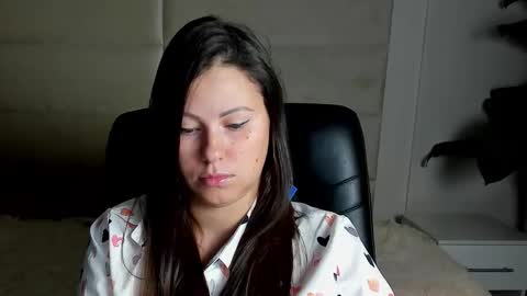 Dana Dom online show from October 2025 01:05:01 AM