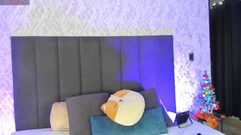 Dana online show from December 2025 08:38:02 PM