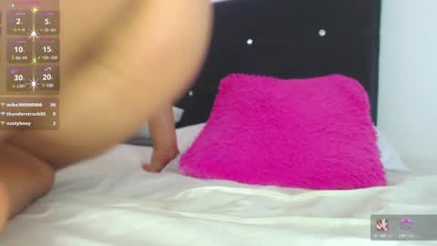 Snapshot of dana_moore_ chatting on February 2025 04:48:02 PM danna online show from February 2025 04:48:02 PM