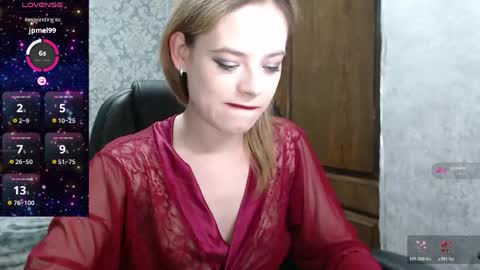 Dana SmileX online show from June 2026 07:40:02 PM