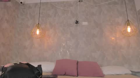    online show from December 2025 09:31:02 PM