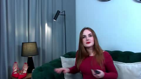 Snapshot of danadrake chatting on February 2025 01:05:02 AM Dana online show from February 2025 01:05:02 AM