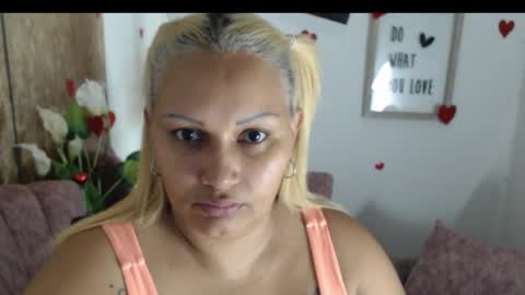 danalaleska online show from November 2025 02:39:01 AM