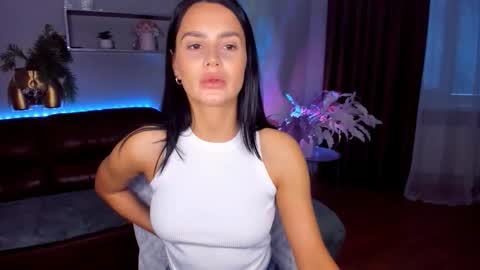 Snapshot of danamiers chatting on February 2026 04:32:01 AM DanaMiers online show from February 2026 04:32:01 AM